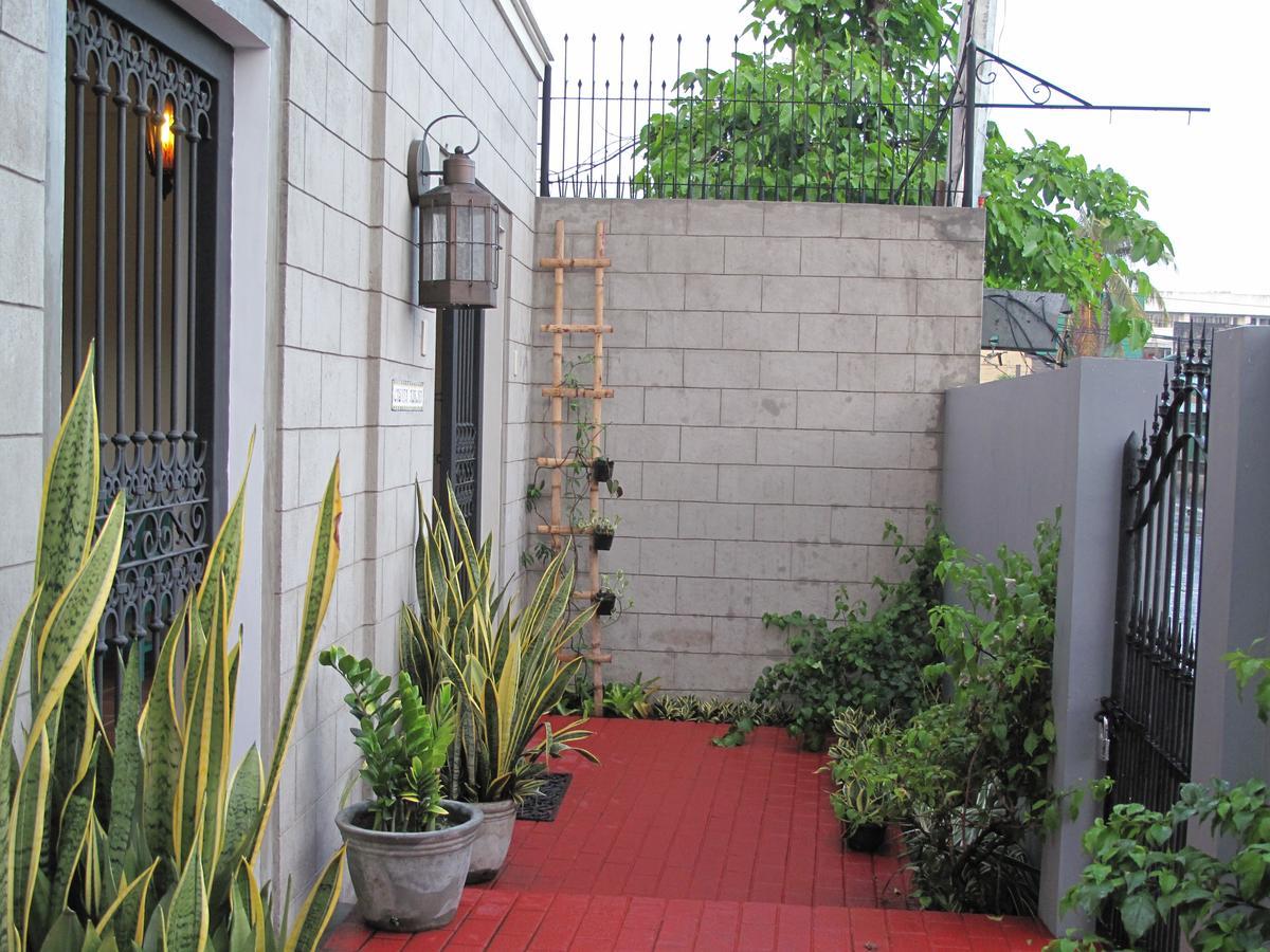 Casita Aurora Bed And Breakfast Legazpi Ngoại thất bức ảnh